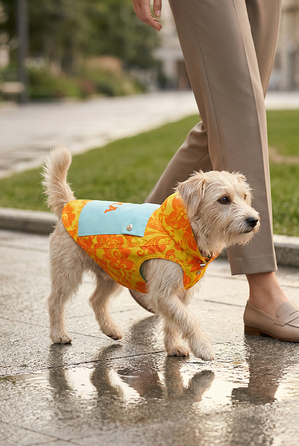 HAWAIIAN RAIN-COAT
